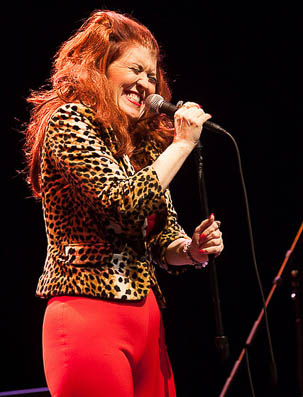 kate-flannery-TwentyWonder-20wonder-20-wonder
