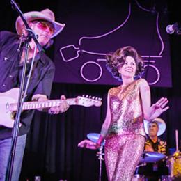 Val McCallum with Lynda Kay at TwentyWonder 2012.