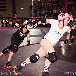 Los Angeles Derby Dolls at TwentyWonder 2013. Photo by Genevieve Davis.