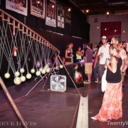 Kinetic sculpture by 2 Bit Circus at TwentyWonder 2013.