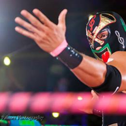Lucha VaVOOM at TwentyWonder 2014. Photo by Grant Palmer.