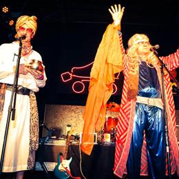 2 Headed Dog at TwentyWonder 2014. Photo by Sam McCay.
